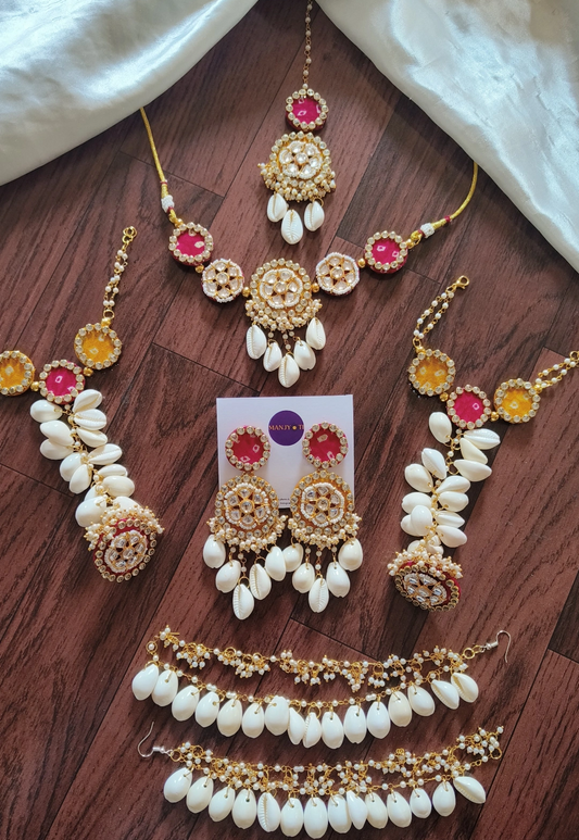 Bandhej jewellery set